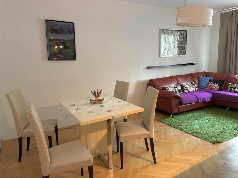 2,5 Izbovy Apartman V Ruzinove S Parkovanim Zdarma Pressburg Exterior foto